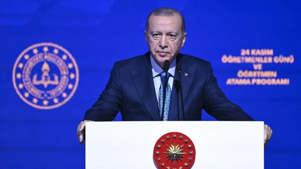 Erdoğan: Eğitim siyaset üstüdür