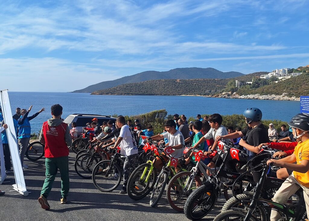 Bodrum’da pedallar Cami sevgisiyle çevrildi