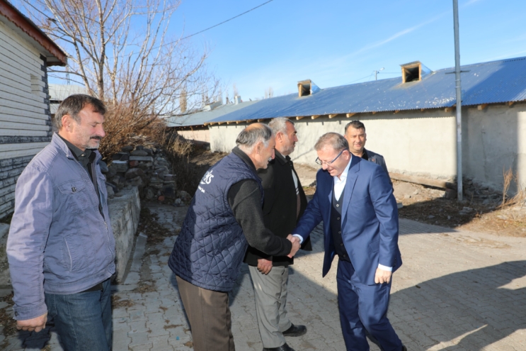 Kars Valisi Ziya Polat, Merkez Maksutcuk Köyü’nde