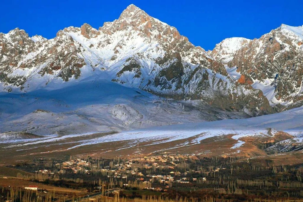 Belaruslu iki dağcı Demirkazık’ta kayboldu