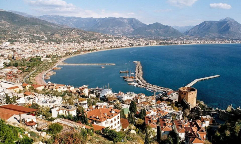 Alanya’daki yerleşik yabancılar perişan oldu: ‘Akıl tutulması’