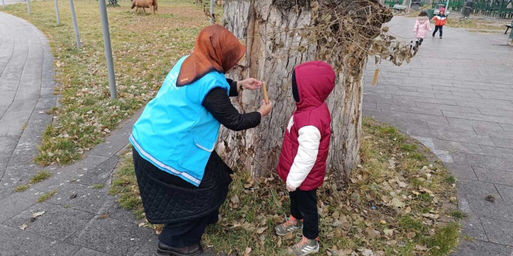 Kars’ta miniklerden iç ısıtan iyilik…