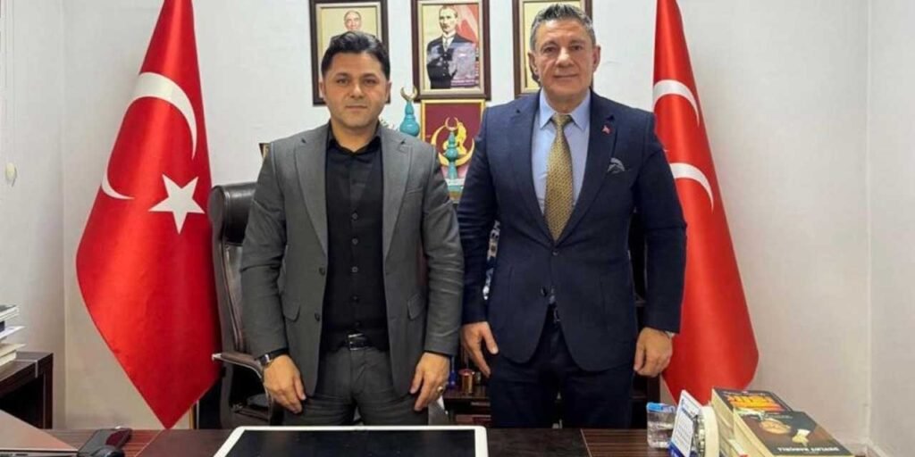 MHP MYK Üyesi Gökhan Türkeş Öngel, Kars İl Başkanı Tolga Adıgüzel’i ziyaret etti