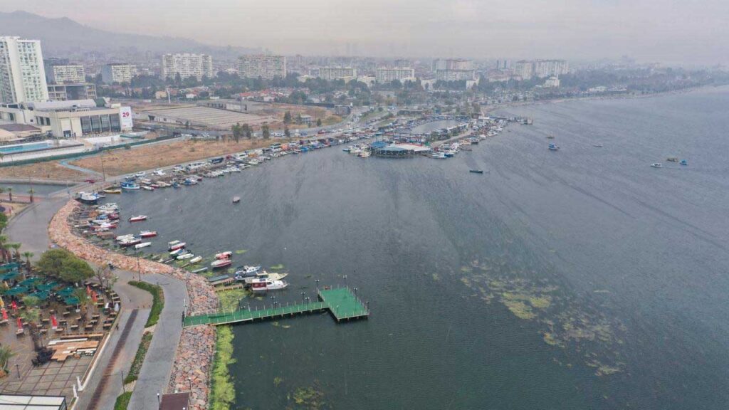 İzmir Körfezi’ndeki kirlilik nedeniyle ceza yağdı – Birlik Haber Ajansı