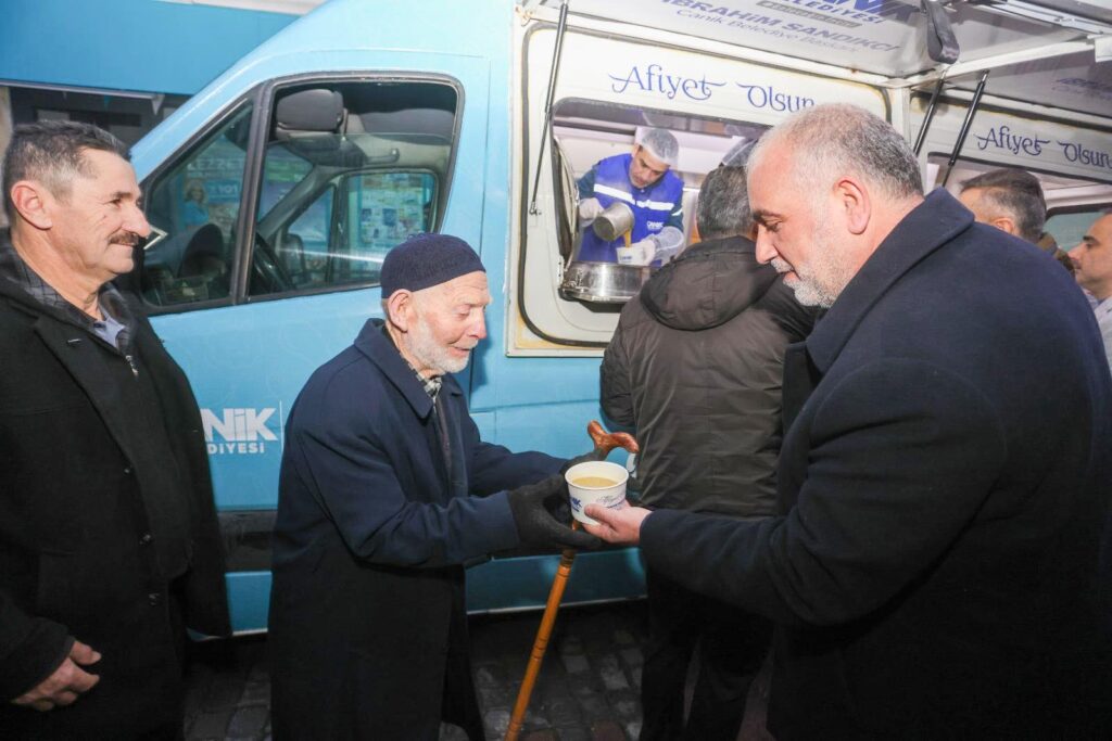 Canik Belediyesinden vatandaşlara sıcak çorba hizmeti – Birlik Haber Ajansı