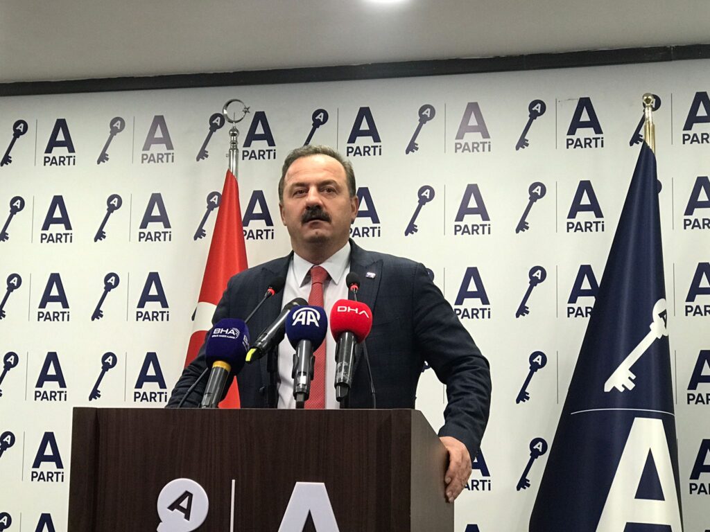 Yavuz Ağıralioğlu: Kılıçdaroğlu, Öcalan’ı ya bizden önce çıkarırsa diye endişe etmişsiniz – Birlik Haber Ajansı