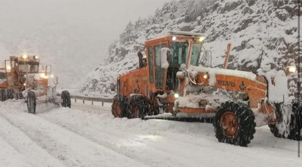 Antalya’da kar yağışı başladı – Birlik Haber Ajansı