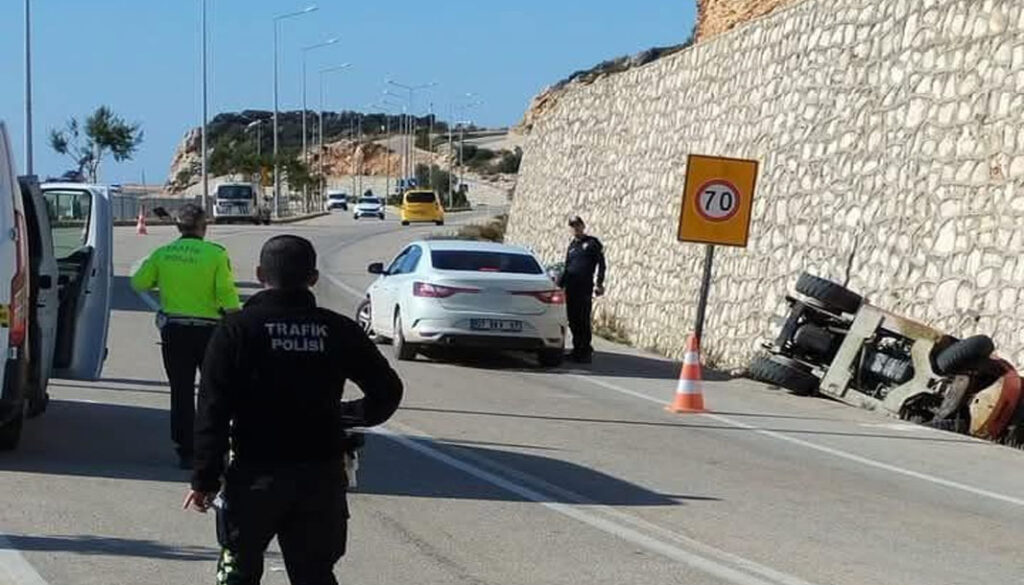 Kaş’ta forkliftin altında kalan kişi hayatını kaybetti – Birlik Haber Ajansı