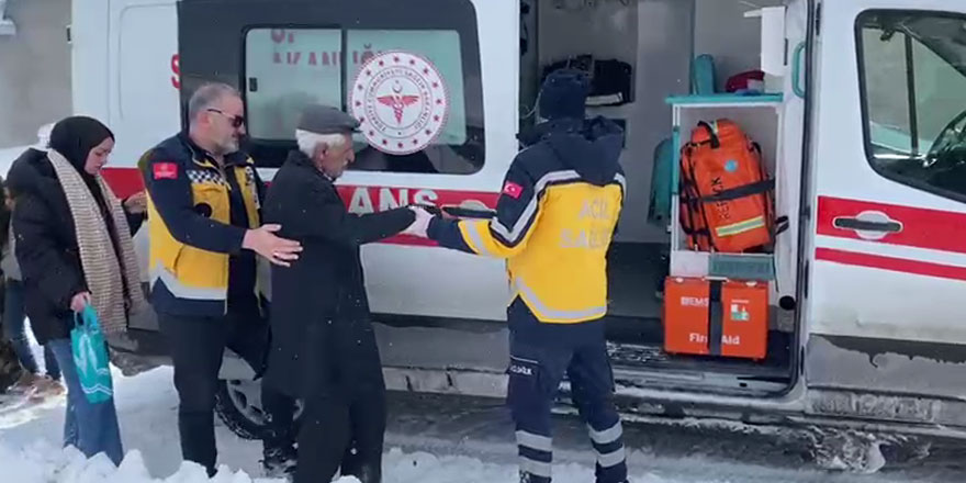 Kars’ta akciğer hastası ekipler tarafından hastaneye ulaştırıldı – Birlik Haber Ajansı