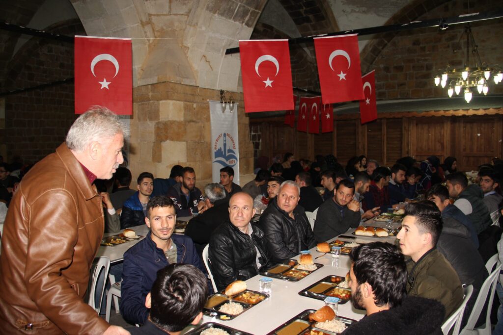 İftar sofrasının adresi bu Ramazan eski halk eğitim merkezi kurulacak – Birlik Haber Ajansı