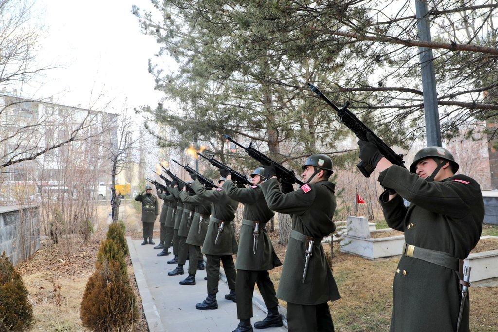 Kars’ta Çanakkale Zaferi’nin 110’uncu yılı kutlandı – Birlik Haber Ajansı