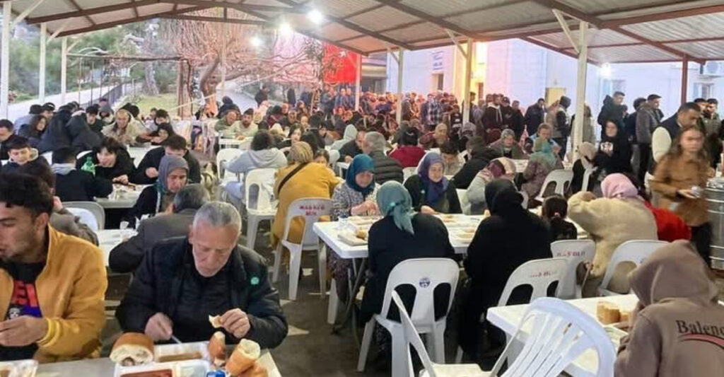 Kaş Kalkan Akbel mahallesinde 16 yıldır süren iftar geleneği – Birlik Haber Ajansı