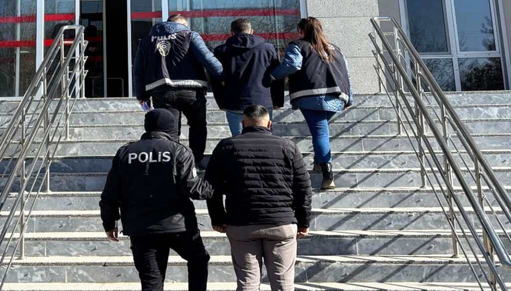 Afyon Şuhut’ta aranması bulunan iki şahıs yakalandı – Birlik Haber Ajansı